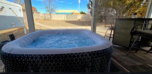 Taylor Ranch House | Hot Air Balloon Haven, Hot Tub, King Bed, Office, Foosball, Crib