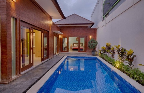 Pererenan Villa | HOT PROMO! Luxury and Serene Family Villa close to Echo Beach Canggu