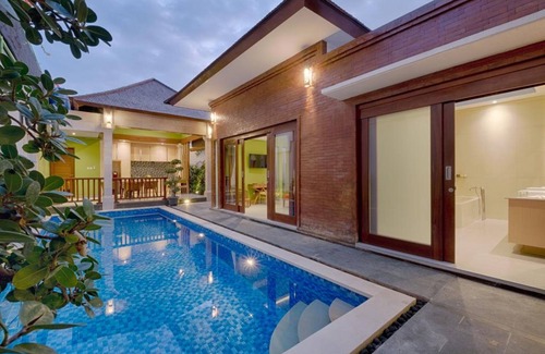 Pererenan Villa | HOT PROMO! Luxury and Serene Family Villa close to Echo Beach Canggu