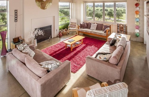 Mangawhai House | Hot Sands Olive Estate - Peaceful haven in a gated community close to estuary and golf courses