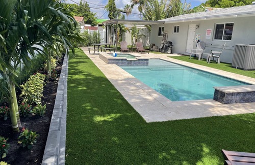 Lighthouse Point Apartment | Hot Spa - Super Clean - 8 M Drive to Beach, Restaurants, Nightlife