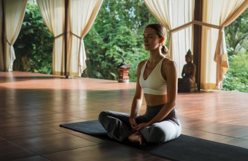 Kemenuh Hotel | Hot Stone Club Ubud