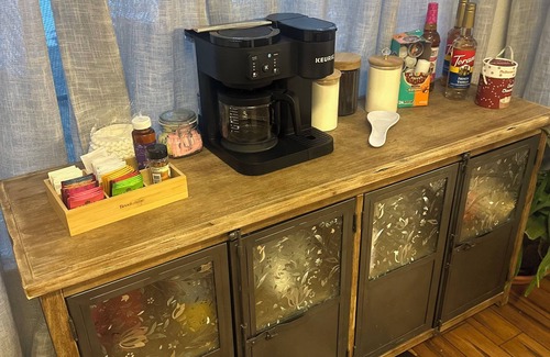 Cripple Creek House | Hot tub 3miles from Cripple Creek Secluded pet friendly
