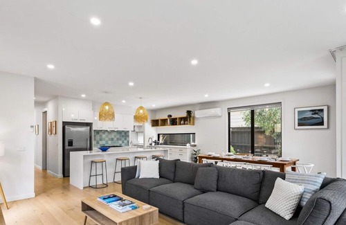 Cape Woolamai House | Hot Tub/4Bdr, 2Ba Family Home