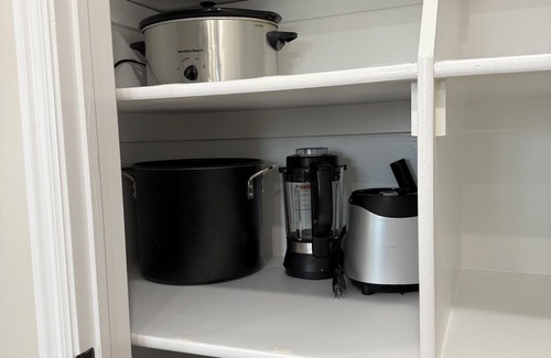 Smithfield House | Hot Tub, 6 bedrooms, sleeps 16, Theater and game room