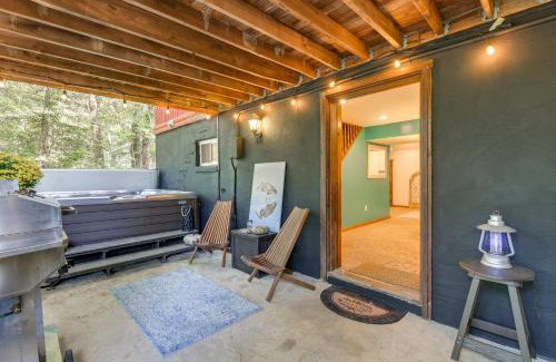 Chesapeake Ranch Estates-Drum Point House | Hot Tub and Beach Access Lakefront Getaway in Lusby