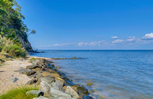 Chesapeake Ranch Estates-Drum Point House | Hot Tub and Beach Access Lakefront Getaway in Lusby