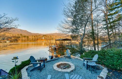 Lake Lure House | Hot Tub and Deck Cabin in Blue Ridge Mountains