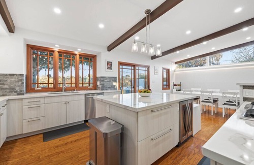 Bay Ho House | Hot Tub and Patio at Clairemont 4BR