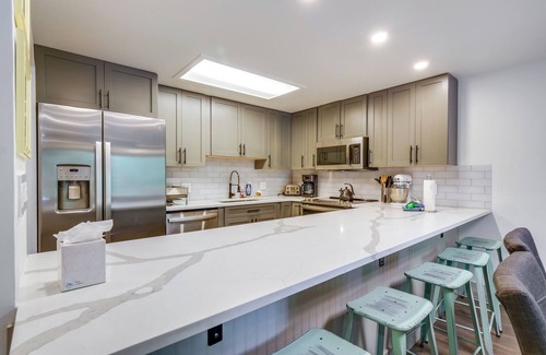 Frisco House | Hot Tub & Deck: Family-Friendly Frisco Townhome!