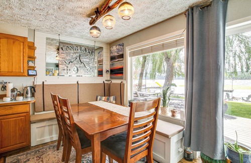 Tumtum House | Hot Tub, Deck & Mtn Views: Nine Mile Falls Duplex