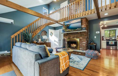 Long Pond House | Hot Tub, Fire Pit and Barrel Sauna Poconos Abode