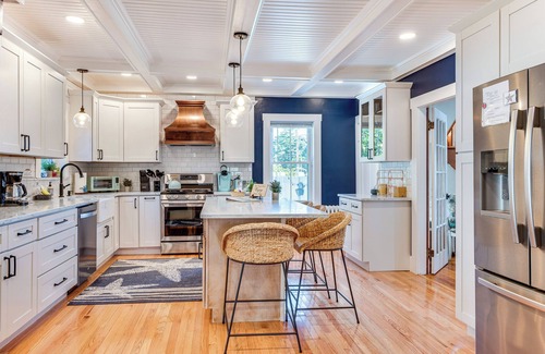 Ogunquit - Wells House | Hot Tub & Fireplace: Coastal Getaway in Maine