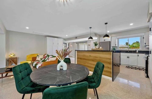 Largo House | Hot Tub, Game Lounge + Mins to Gulf Beachs