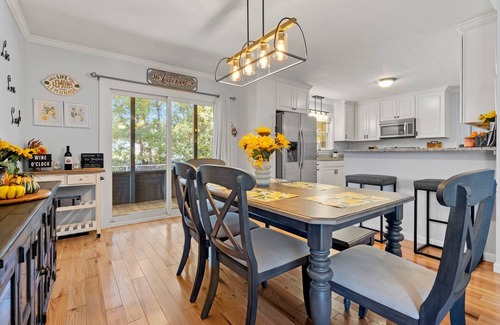 Hendersonville House | Hot Tub- Game Room- Firepit! 5mi to downtown