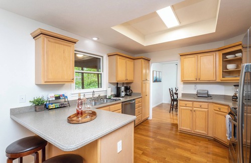 McGaheysville House | Hot Tub, Game Room & Mountain Views