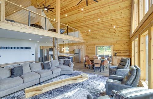 McHenry Cabin | Hot Tub + Game Room: Mtn Cabin in Deep Creek Lake
