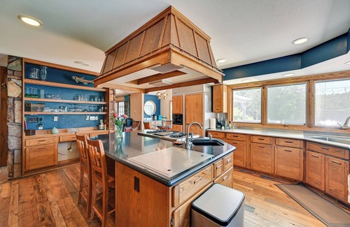 Payson House | Hot Tub + Games: Spacious Golf Retreat in Payson