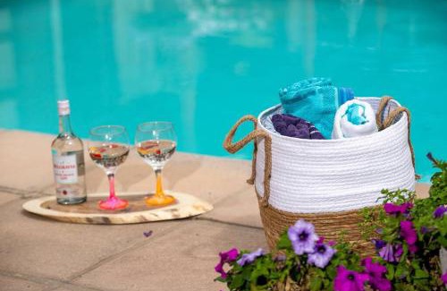 Plettenberg Bay House | Hot Tub Haven - Back up electricity Plett