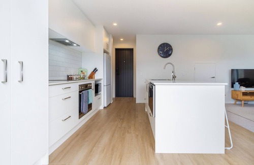 Spreydon House | Hot Tub Haven! Games Room, Garden & E-Bikes