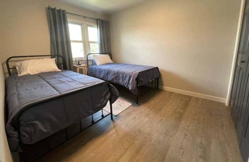 Philipsburg House | Hot Tub Haven - Only 2 Blocks To Candy Shop or Philipsburg Brewery!