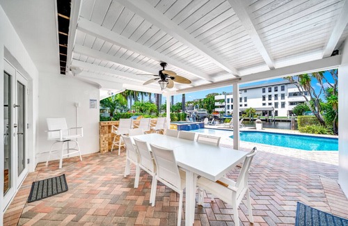 Nurmi Isles House | Hot Tub & Heated Pool! Waterfront+1 Mile To Beach!