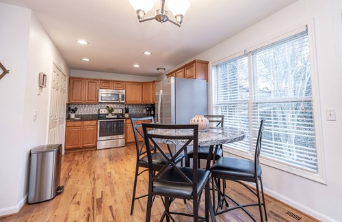 Waynesville House | Hot Tub | Home Gym | 30 min to Ski Slopes