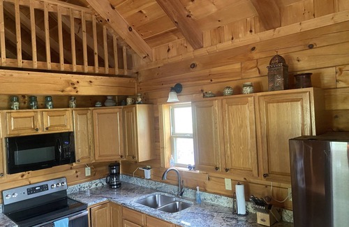 Carbon Hill House | Hot tub, Log Fireplace, Large Fire pit, large decks.