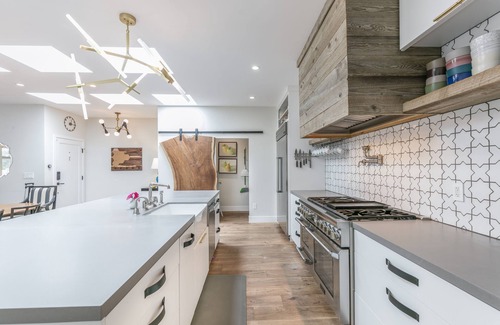 Outer Sunset House | ♥Hot Tub, Ocean Views, Chef's Ktchn, Parking, Steps to GGB, Beach, Train/Buses♥