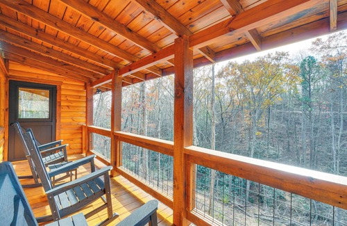 Sevierville Cabin | Hot Tub + Pool Table: Spacious Sevierville Cabin!