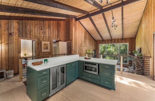 Glenwood Springs House | Hot Tub, Riverfront, 15 min to Hot Springs & Skiing