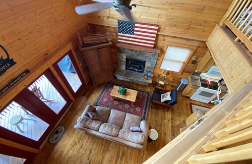 Wolf Laurel Cabin | Hot Tub, Views & Game Room | Scenic Wolf Cabin + Biltmore Pass