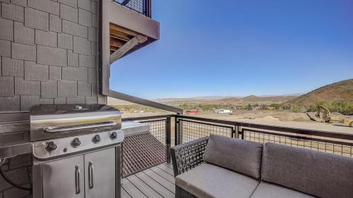 Park City House | Hot Tub Walk to Park City Mtn Ski Lift Blackstone at the Canyons by AvantStay