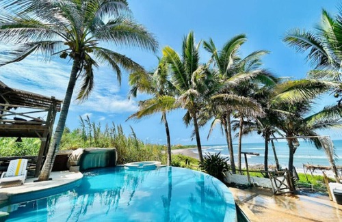 Elota Condo | hotel boutique a pie de playa by Partnerhost