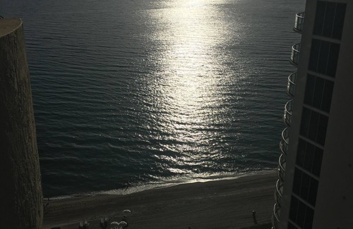 Sunny Isles Beach Hotel | ★ Hotel 1 Bedroom Suite with ocean view !