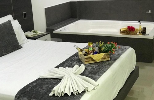 Zona Rosa Hotel | Hotel 10 Express