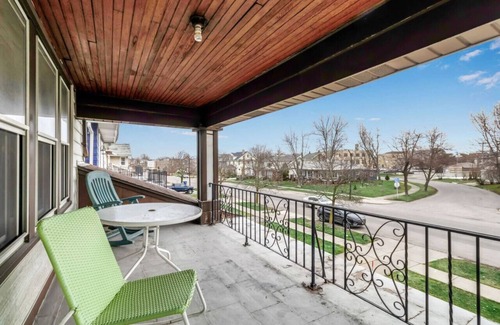 North Buffalo Apartment | Hotel 716 - Unbeatable location