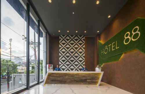 Surabaya Hotel | Hotel 88 Kedungsari - Kedungdoro By WH
