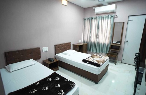 Nandura Cabin | Hotel Aarti Celebration