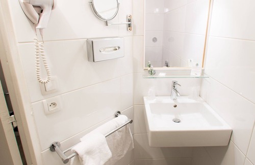 Eragny Hotel | Hotel Acadie Eragny sur Oise