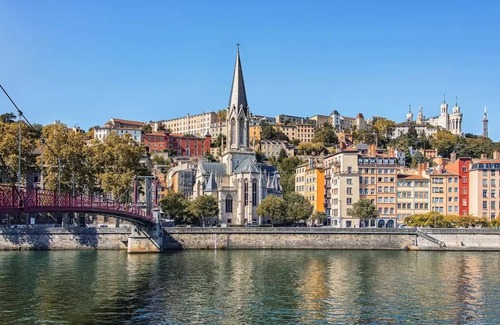 9th Arrondissement Apartment | Hotel Adonis Lyon Dock West - Standard Double Room