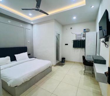 Lucknow Hotel | Hotel Airport Fly Inn