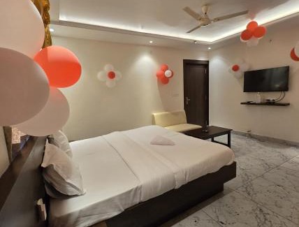 Lucknow Hotel | Hotel Airport Suites Suitable for Hourly Bookings