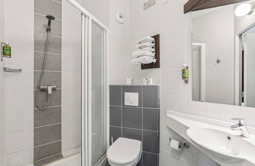 Cherre Hotel | Hotel AKENA La Ferté Bernard