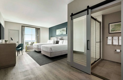 Tampa Hotel | Hotel Alba, Tapestry Collection by Hilton