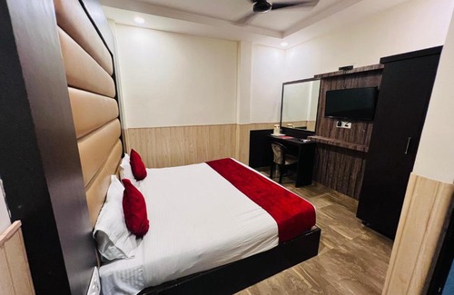 Charbagh Hotel | Hotel ALFA