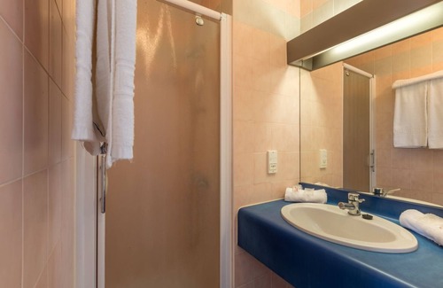 Cazeres-sur-l'Adour Hotel | Hotel Aliotel