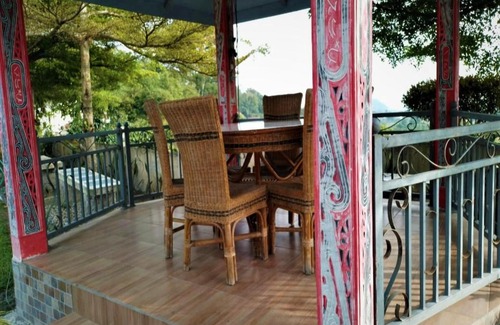 Siborongborong Hotel | Hotel Almonsari