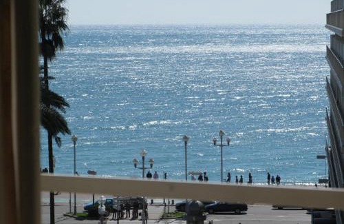 Carre d'Or Hotel | Hotel Ambassador, completely renovated