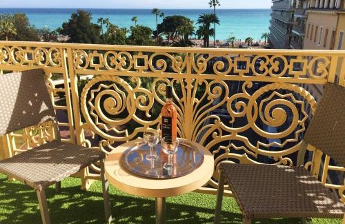 Carre d'Or Hotel | Hotel Ambassador, completely renovated